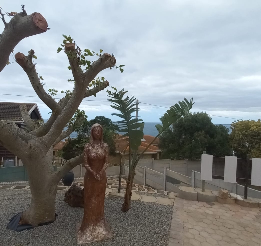 5 Bedroom Property for Sale in Dana Bay Western Cape